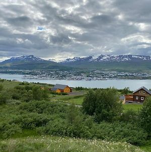 Villa Beautiful Cabin With Amazing View Over Akureyri Exterior photo
