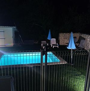 Gîte D&D avec piscine privative Martel Exterior photo