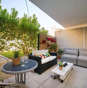 Fully Equipped Apartment With Terrace Sleeps 4 Marseille Exterior photo