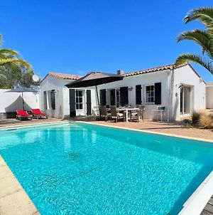 Superbe villa avec piscine proche plage Le Bois-Plage-en-Ré Exterior photo