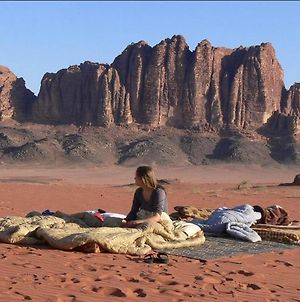 A Tour In The Deserts Of Wadi Rum Exterior photo