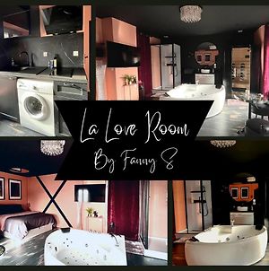 Love Room By Fanny. S Saint-Quentin  Exterior photo