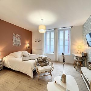 Appartement Appart Le Scandinave - Maison 1911 - Confort & Prestige à Gien Exterior photo
