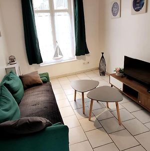 Appartement Logement Entier Proche Tribunaux à Douai Exterior photo