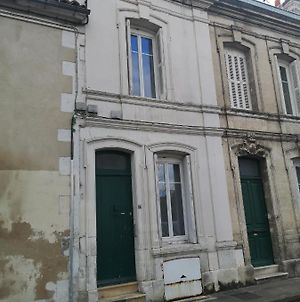 Villa Maison De Ville Cosy à Angoulême Exterior photo