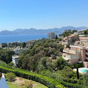 Appartement Beau Studio Avec Terrasse, Vue Mer, Piscine, Parking Ferme Gratuit à Cannes Exterior photo