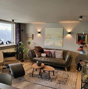 Most Of April Available One Bedroom Apatment Sleeps 3 Reykjavik Exterior photo