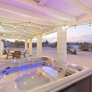 Golden Desert Ranch - Hot Tub, Fire Pit And Bbq! Home Joshua Tree Exterior photo