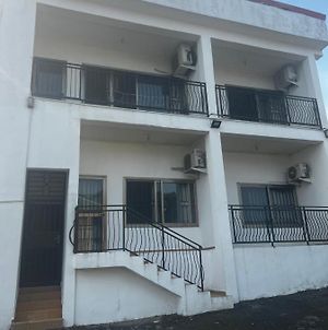 Appartement Elba'S à Freetown Exterior photo