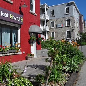 Barefoot Hostel Ottawa Exterior photo