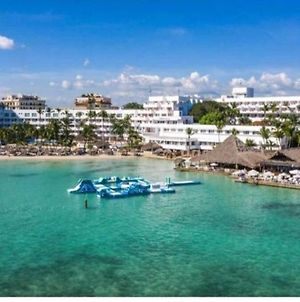 The Luxurious Space Of Hamaca Resort Boca Chica Exterior photo