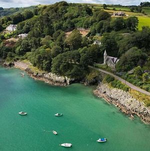 Glandore Mews Situated In The Picturesque Village Of Glandore Exterior photo