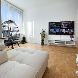 Cosy Two Bedroom Apartment In Bruxelles Exterior photo