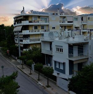 Zefyros Super Cool Apartments Next To Alimos Riviera Athènes Exterior photo