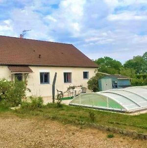 Nice Home In Briare With Wifi, Heated Swimming Pool And Sauna Exterior photo