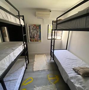 Ahakthanemun Hostel Habitaciones Compartidas Y Privadas La Plata Exterior photo