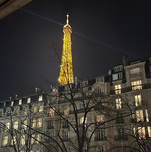 Appartement Eiffel Tower - Front Row Balcony View à Paris Exterior photo