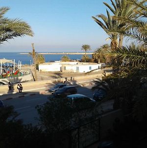 Appartement Duplex Pied Dans L'Eau Avec Magnifique Vue Sur Mer à Monastir Exterior photo