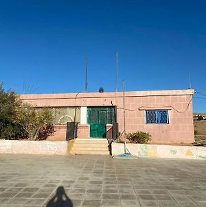 Maison d'hôtes Alshopak Castel House à Wadi Musa Exterior photo