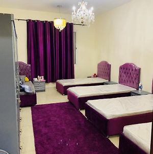 Appartement شقه للبنات For Rent For Girls Only à Ajman Exterior photo