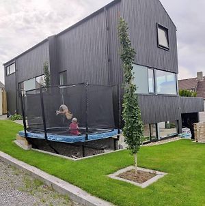 Modern And Comfortable Apartment In Attractive Neighborhood Stavanger Exterior photo