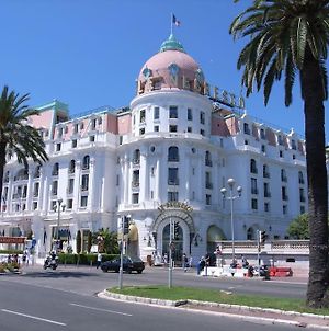 Luxurious Apartment with AC on Promenade des Anglais Nice Exterior photo