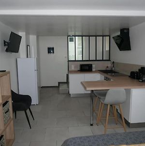 Appartement Studio Independant, Au Calme. à La Roche-sur-Yon Exterior photo
