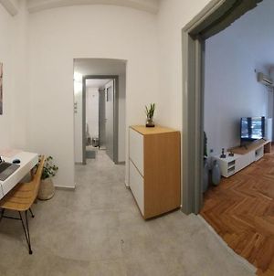 Newly Renovated Apartment 7 Min Walk From Acropolis Athènes Exterior photo