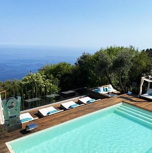 Charming Bedroom In Luxurious Villa With Seaview Èze Exterior photo
