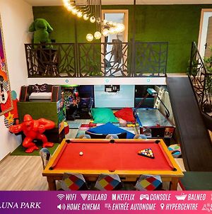 Capsule Luna Park - sauna - jeux d'arcade - jacuzzi - billard - Netflix Valenciennes Exterior photo