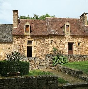 Chambre d'Hôtes La Rossillonie Beynac-et-Cazenac Exterior photo