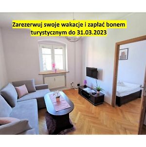 Apartamenty Copernicus - Zarezerwuj Wakacje I Zaplac Bonem Do 31 Marca 2023 Stary Toruń Exterior photo