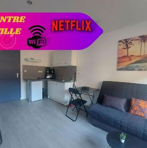 Appartement Super Studio Tout Equipe Wifi 2Pers à Saint-Quentin  Exterior photo