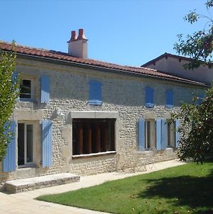 Villa Beautiful Renovated Farmhouse With Private Heated Pool. à Saint-Pierre-d'Amilly Exterior photo