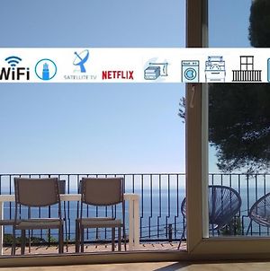 Sol y Mar 1-Maison jumelée avec terrasse, piscine et parking communautaire, surplomb de mer Begur Exterior photo