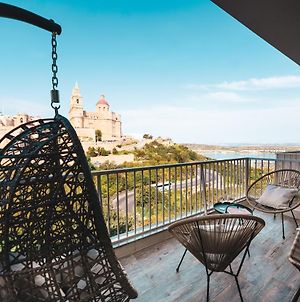 Apartment With Picturesque Church And Sea Views Mellieħa Exterior photo