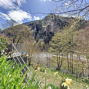 Gorges Du Tarn : Charmant Gite Avec Vue Sur Le Tarn Sainte-Énimie Exterior photo