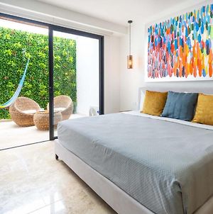 Appartement Midtown 2 By Andiani Travel à Playa del Carmen Exterior photo