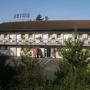 Riv'Hotel Maleville Exterior photo