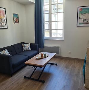 Saumur Centre : Appartement Entierement Renove. Exterior photo