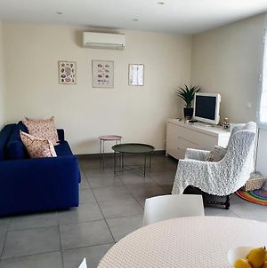 Appartement Plein Pied Climatise Dans Maison Catalane Bompas  Exterior photo