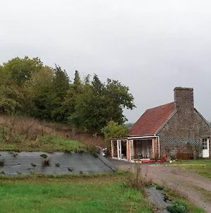 Villa Les Berthaumes à Clécy Exterior photo