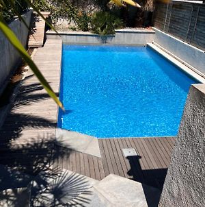 2 pièces rez-de-jardin dans maison avec piscine Villeneuve-Loubet Exterior photo