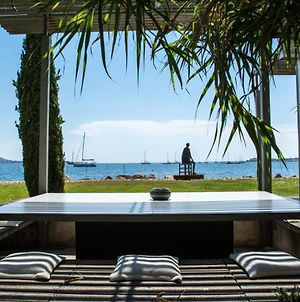 Villa Waterfront - Villa With Spectacular Views And Direct Access To The Laguna Balaruc-les-Bains Exterior photo