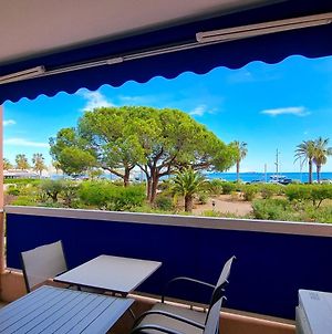 Apartment In Frejus Plage By The Seaside With Direct Access To The Beach Exterior photo