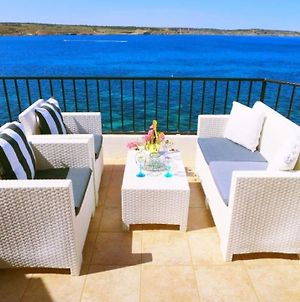 Seafront Apartment Terrace, Lounger & Panoramic Ocean Views Mellieħa Exterior photo
