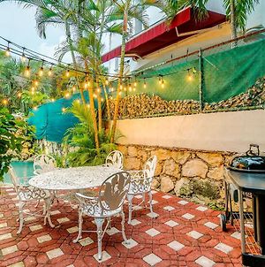 Hacienda-Style Villa With Private Pool Steps To Beach Playa del Carmen Exterior photo