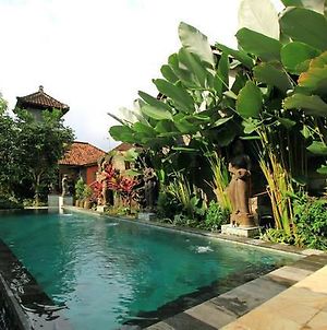 Bale Bali Inn Ubud Exterior photo