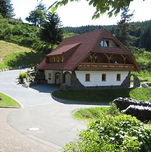 Appartement Holzbildhauerei Kammerer à Triberg im Schwarzwald Exterior photo