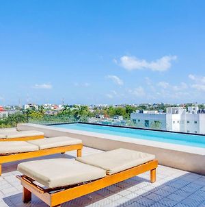 Captivating Rooftop Pool, Gym, Wifi L Free Parking Playa del Carmen Exterior photo